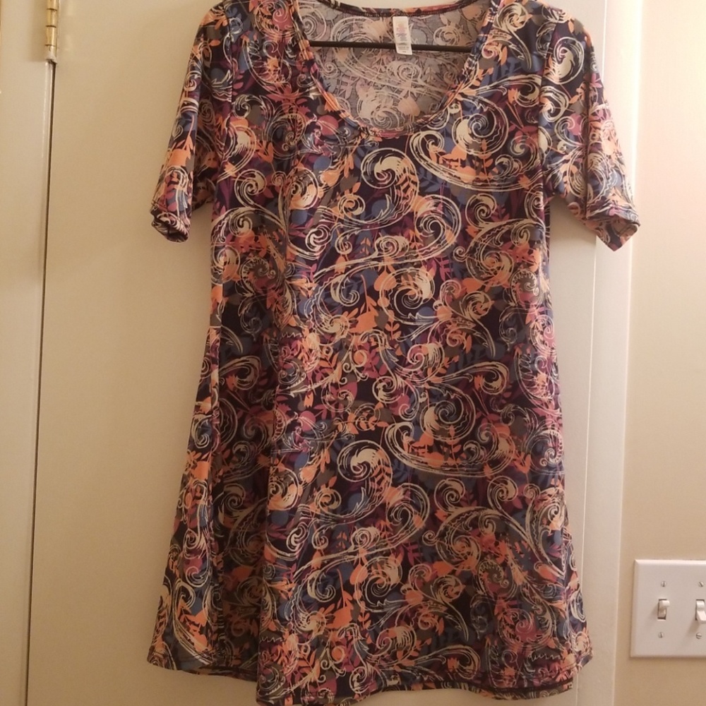 LuLaRoe Perfect T